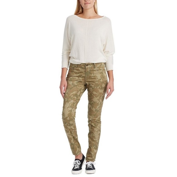 NWT Chaps Camo Print Mid-rise Slim Leg Super Stretch Skinny Pant 4 - Picture 4 of 16